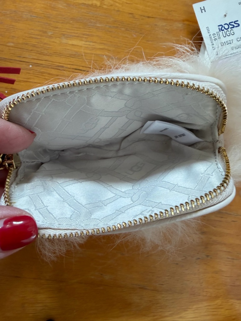 UGG Tessie real Fur Coin purse Pouch /key fob with Red Tassel - Picture 8 of 11